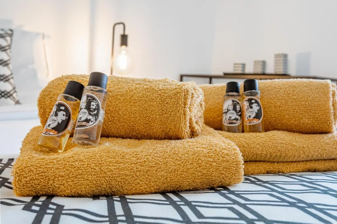 شقة House Black & White Lisboa البرتغال